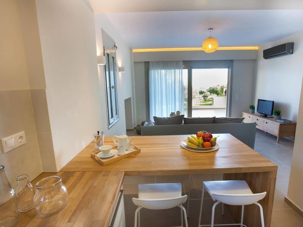 Abelia Luxurious Villas Finikounta Ngoại thất bức ảnh