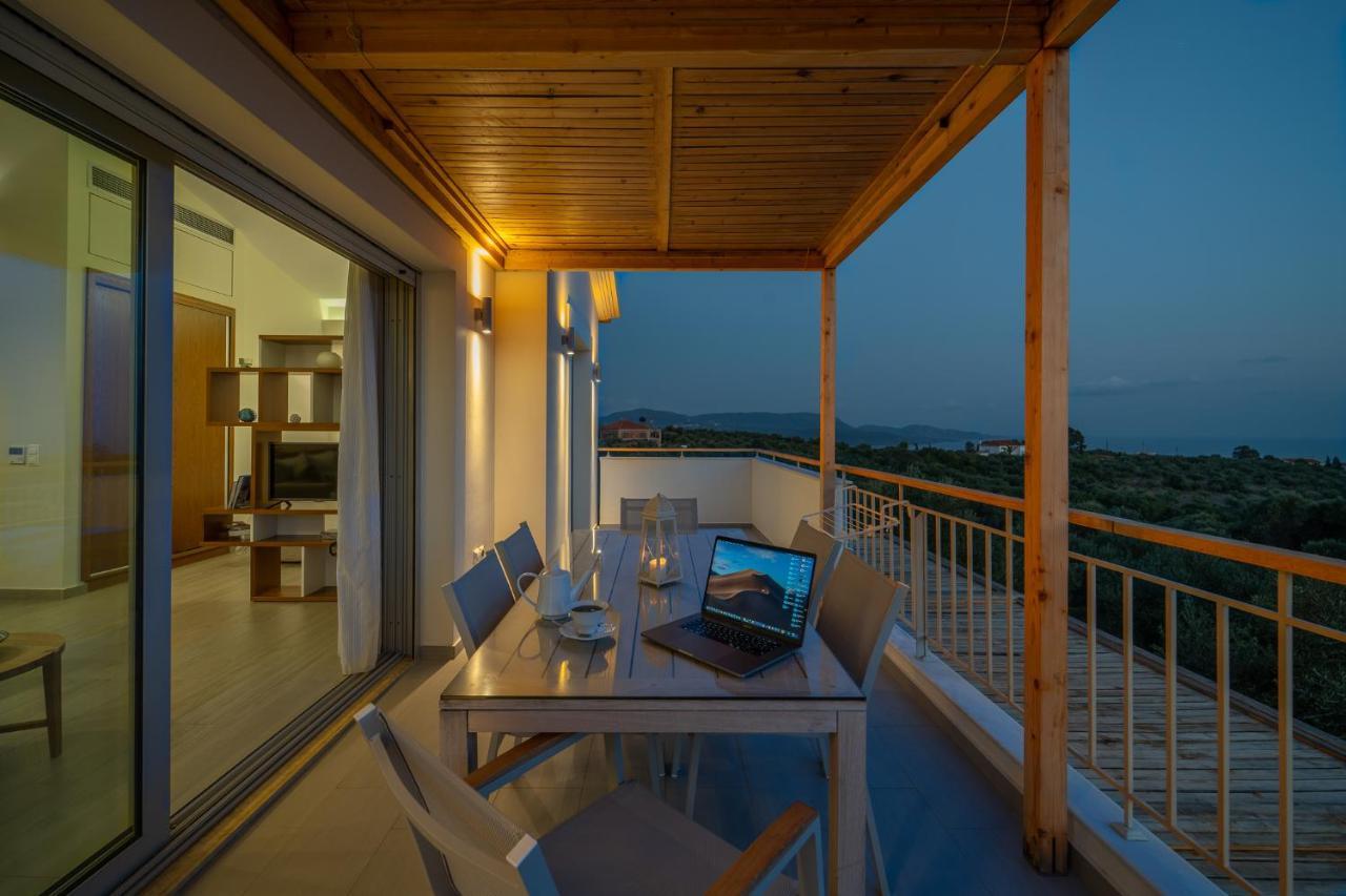 Abelia Luxurious Villas Finikounta Ngoại thất bức ảnh