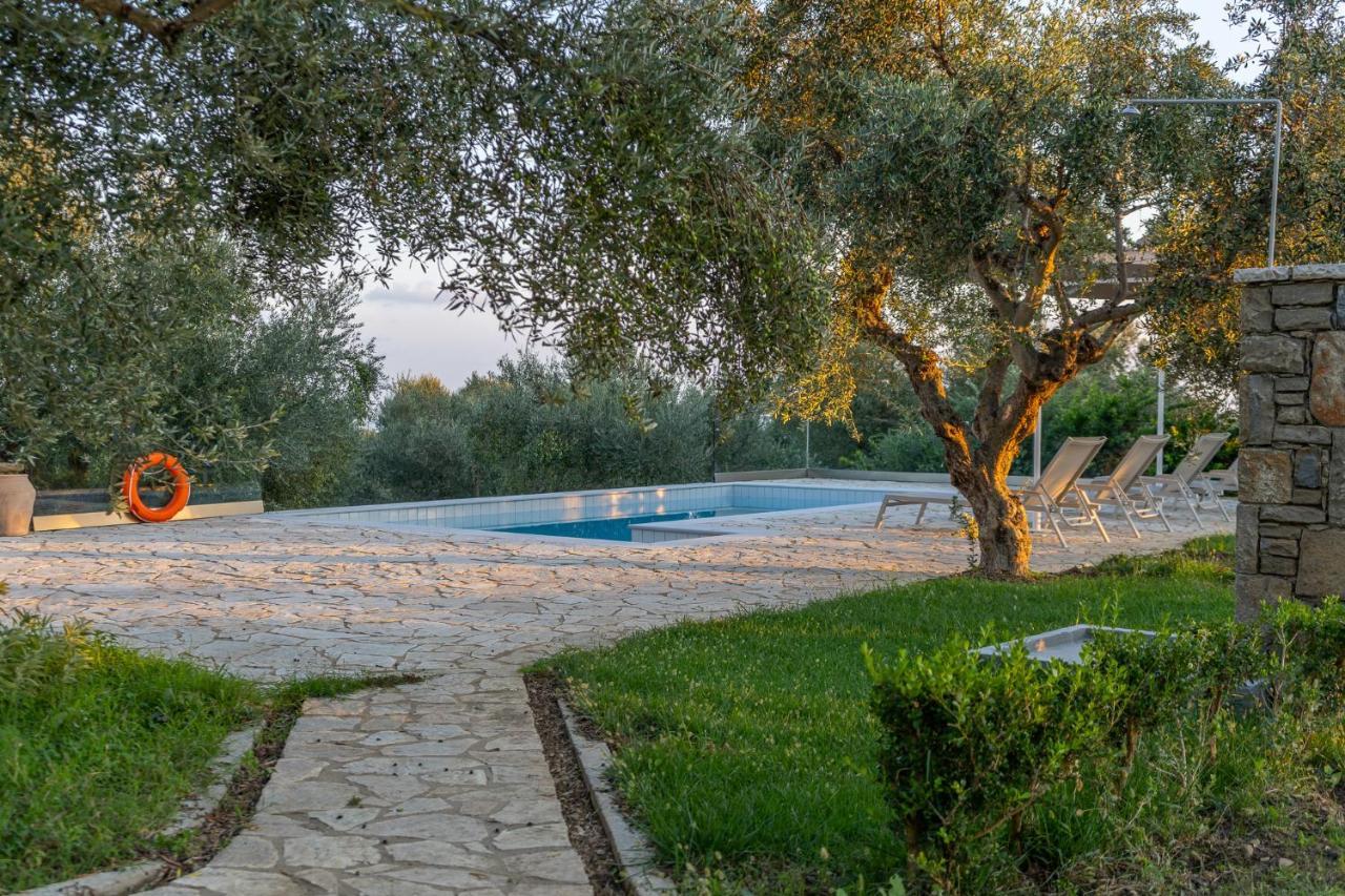 Abelia Luxurious Villas Finikounta Ngoại thất bức ảnh