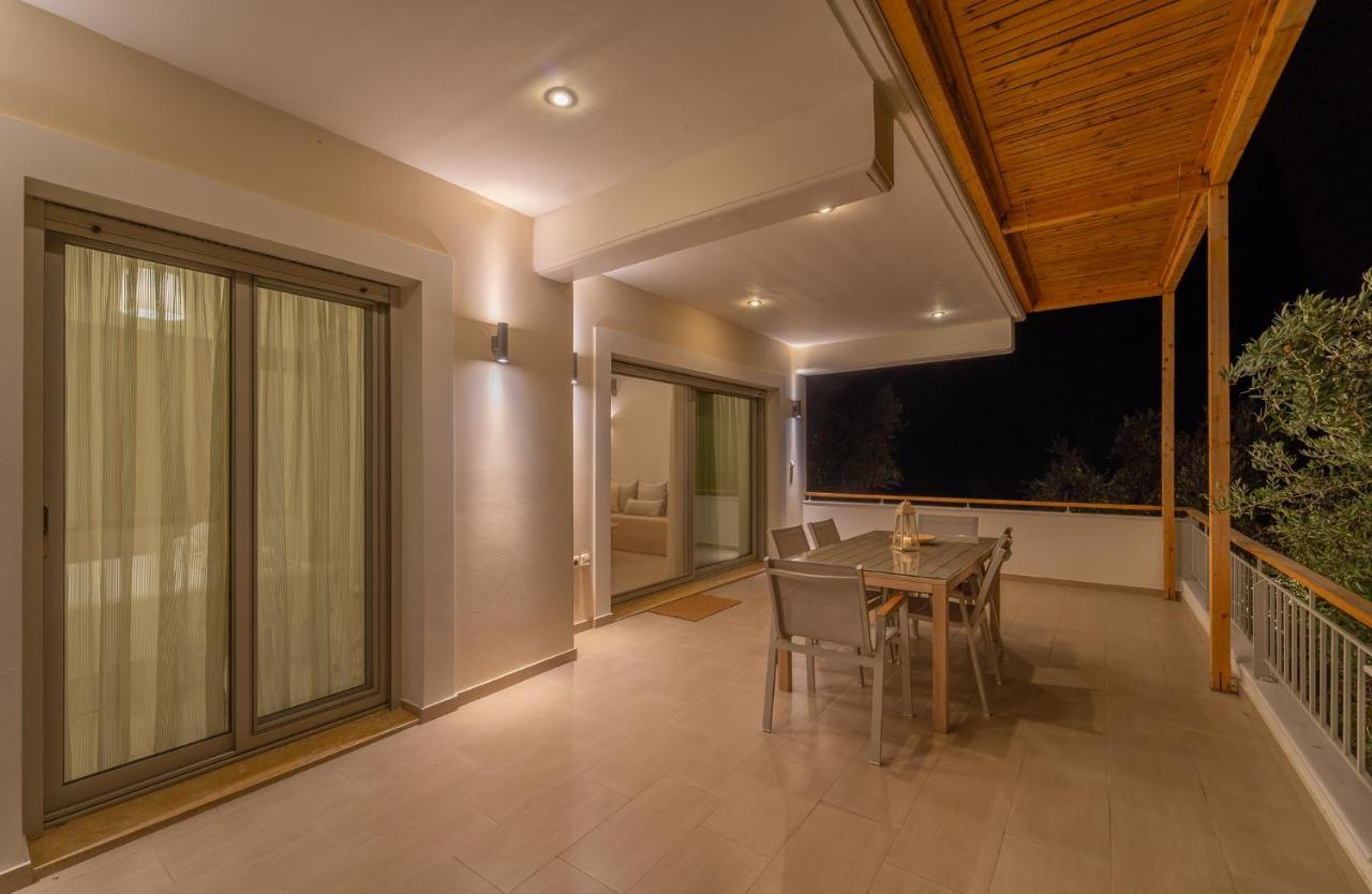 Abelia Luxurious Villas Finikounta Ngoại thất bức ảnh